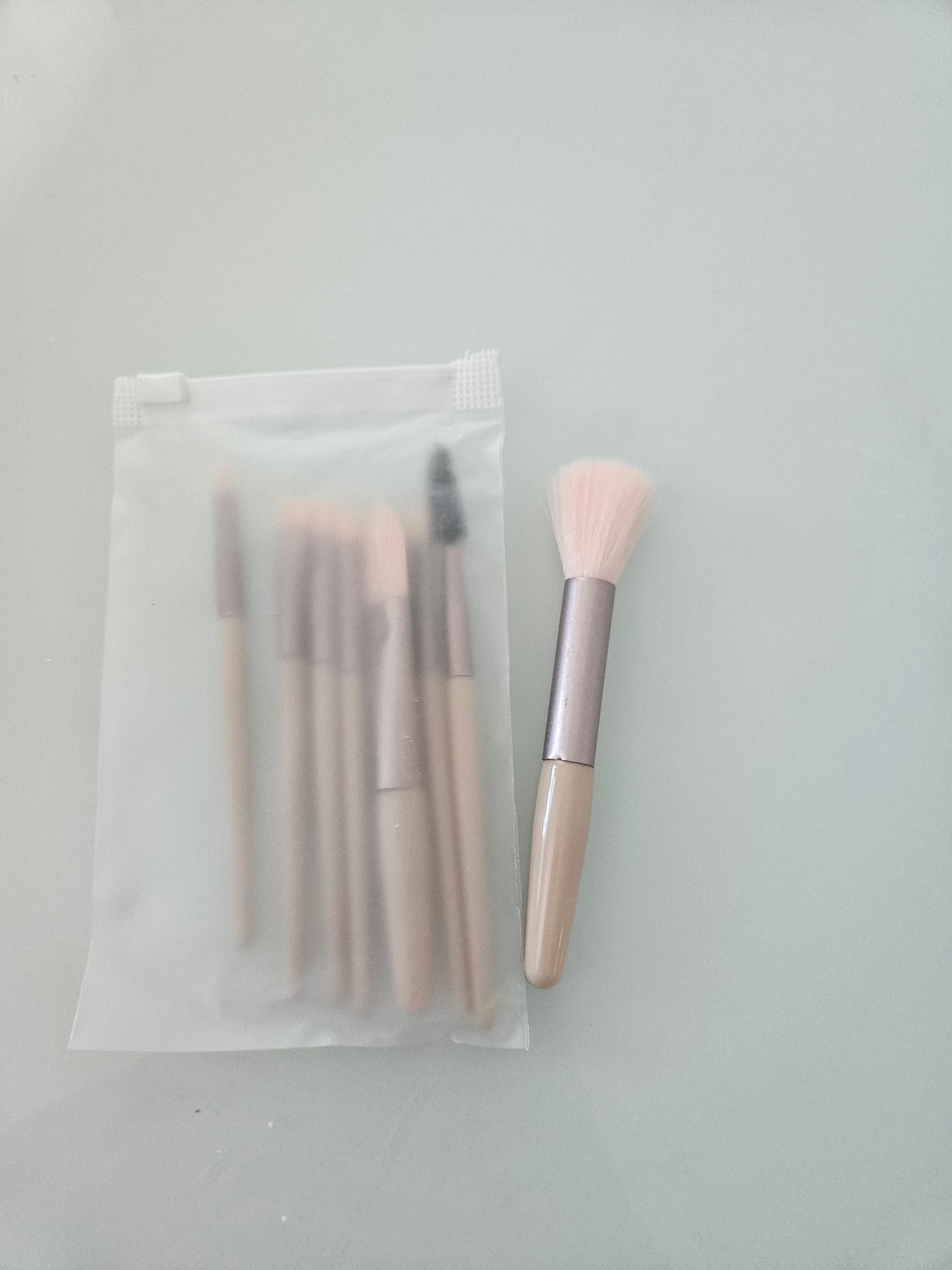 KIT DE 8 PINCÉIS DE MAQUIAGEM ROSA - PRONTA ENTREGA
